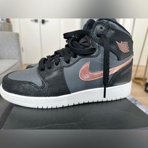 2016 Air Jordan 1 Retro High 'Bronze Medal'